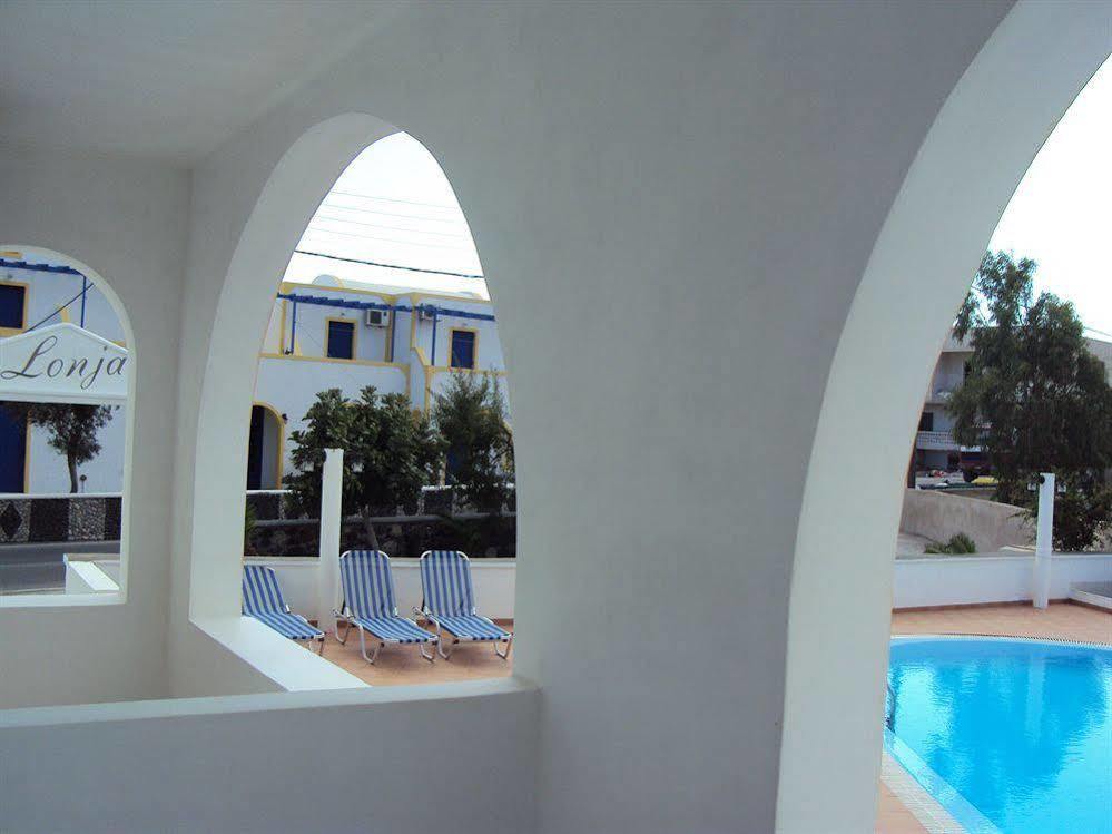 Privee Santorini Otel Perissa  Dış mekan fotoğraf
